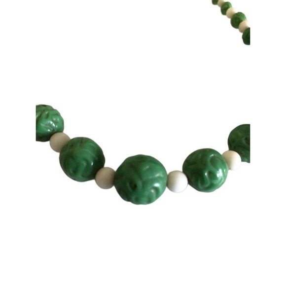 Antique Art Deco Molded Green Czech Glass Bead Choker Necklace Vintage 16” - Picture 6 of 6
